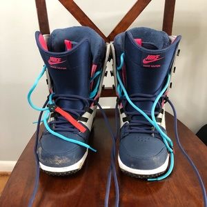 Nike Snowboard Boots Size 6